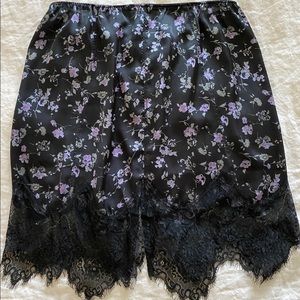Free People | floral skirt with lace trim